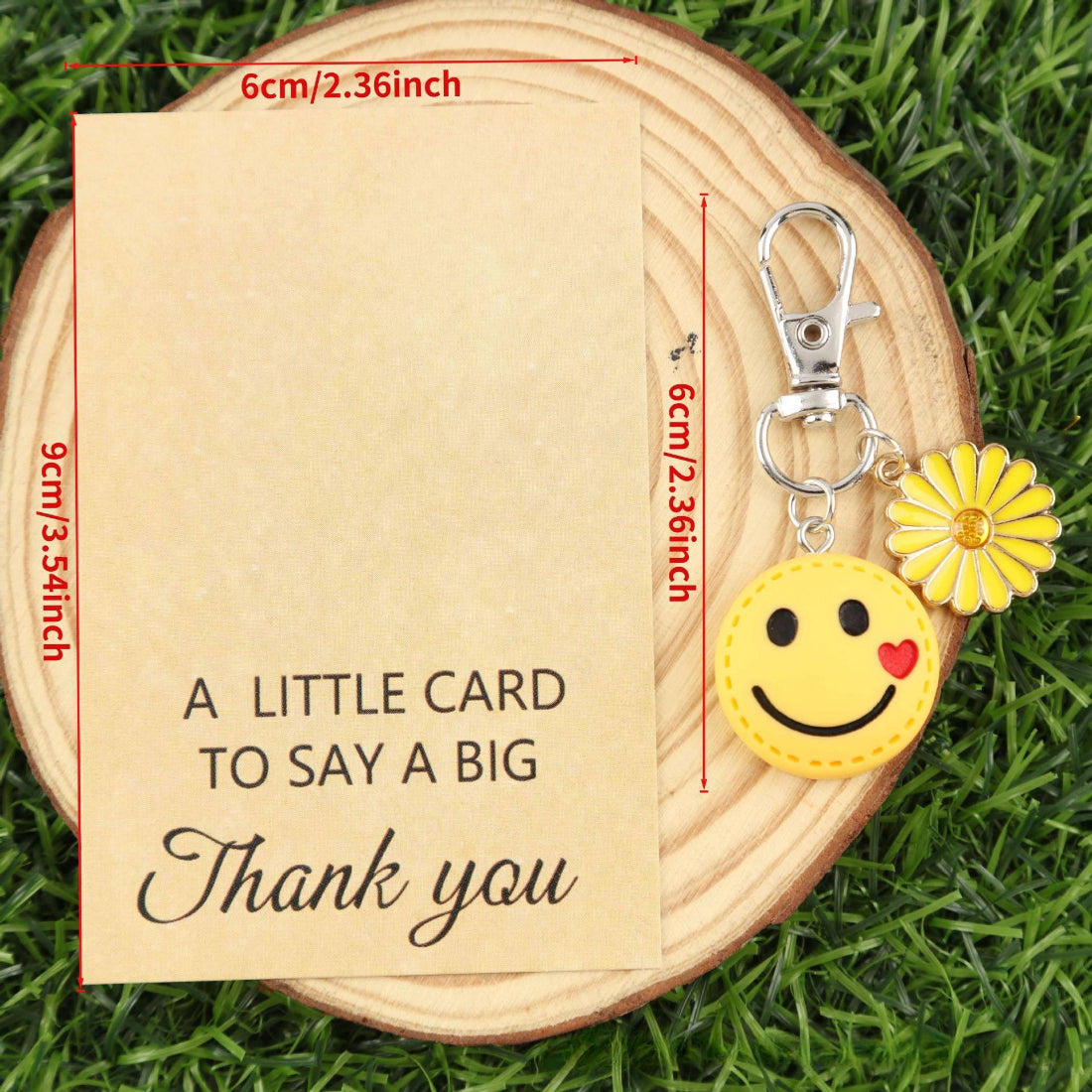 Close-up of the smiley daisy design on the Taphug Thank You Pocket Hug card