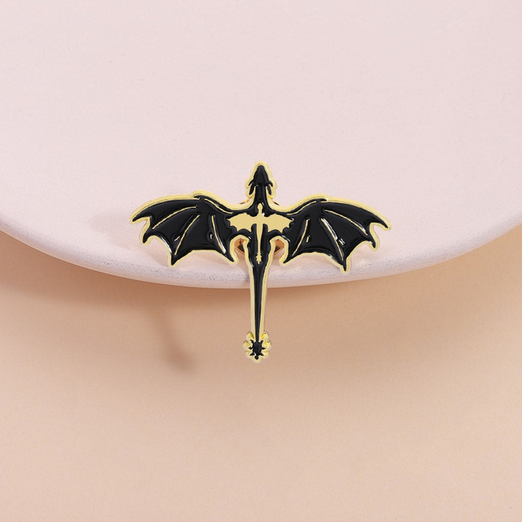 Pinori - Halloween Dark Style Dragon Silhouette Pin
