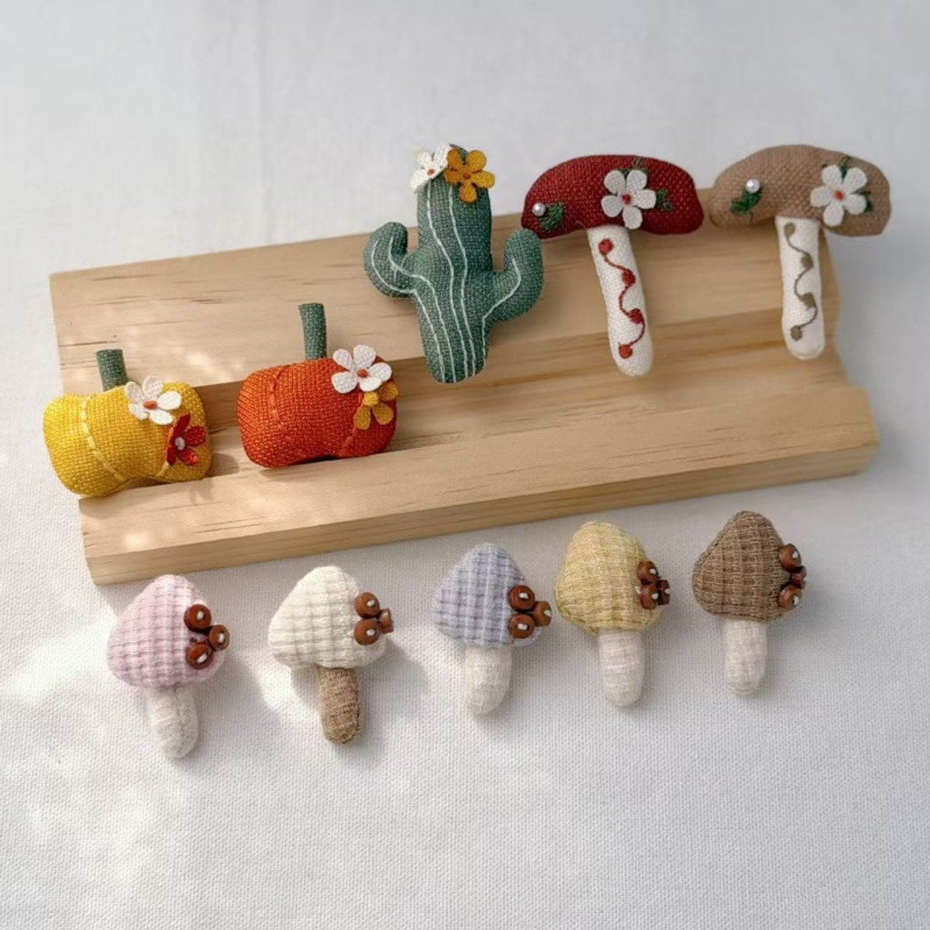 Pinori - Cute Playful Plant Theme Pin