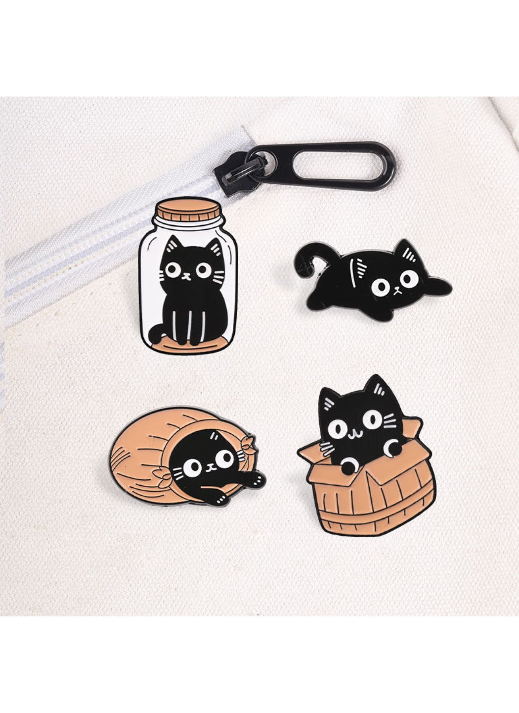 Pinori - Black Cat Brooch Badge, Cute Cartoon Kitty Pin