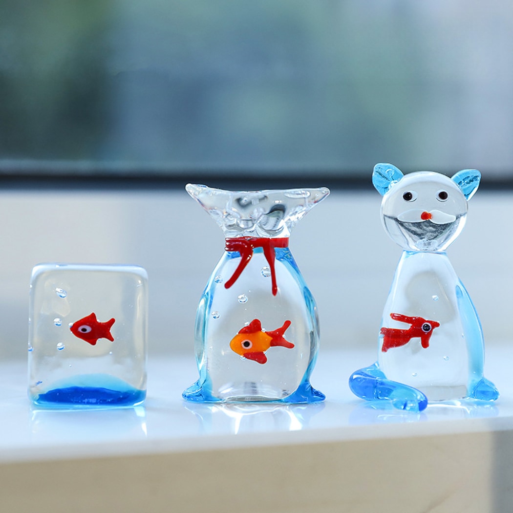 Glasira - Minimalist Fish Theme Table Ornament