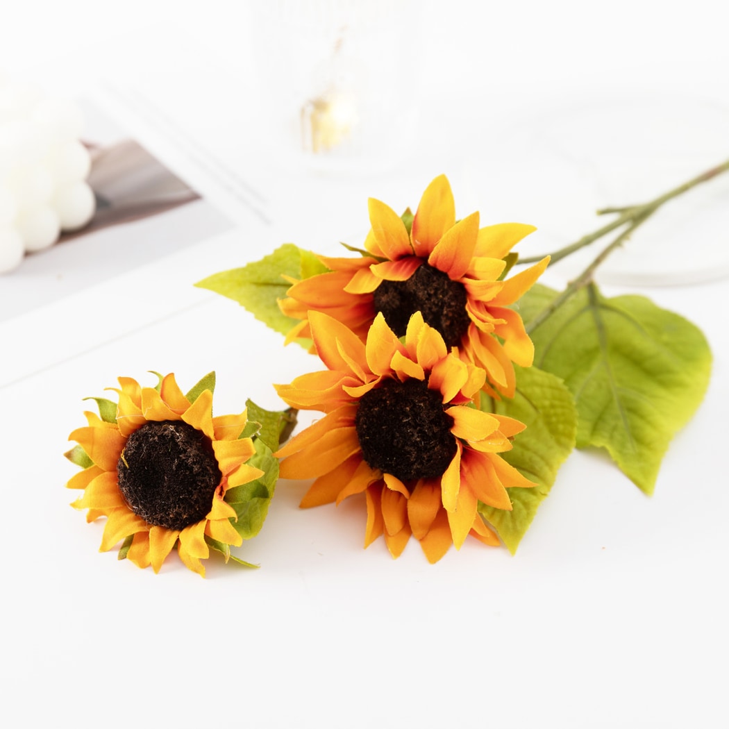 Roselle - Minimalist Artificial Sunflower Bouquet