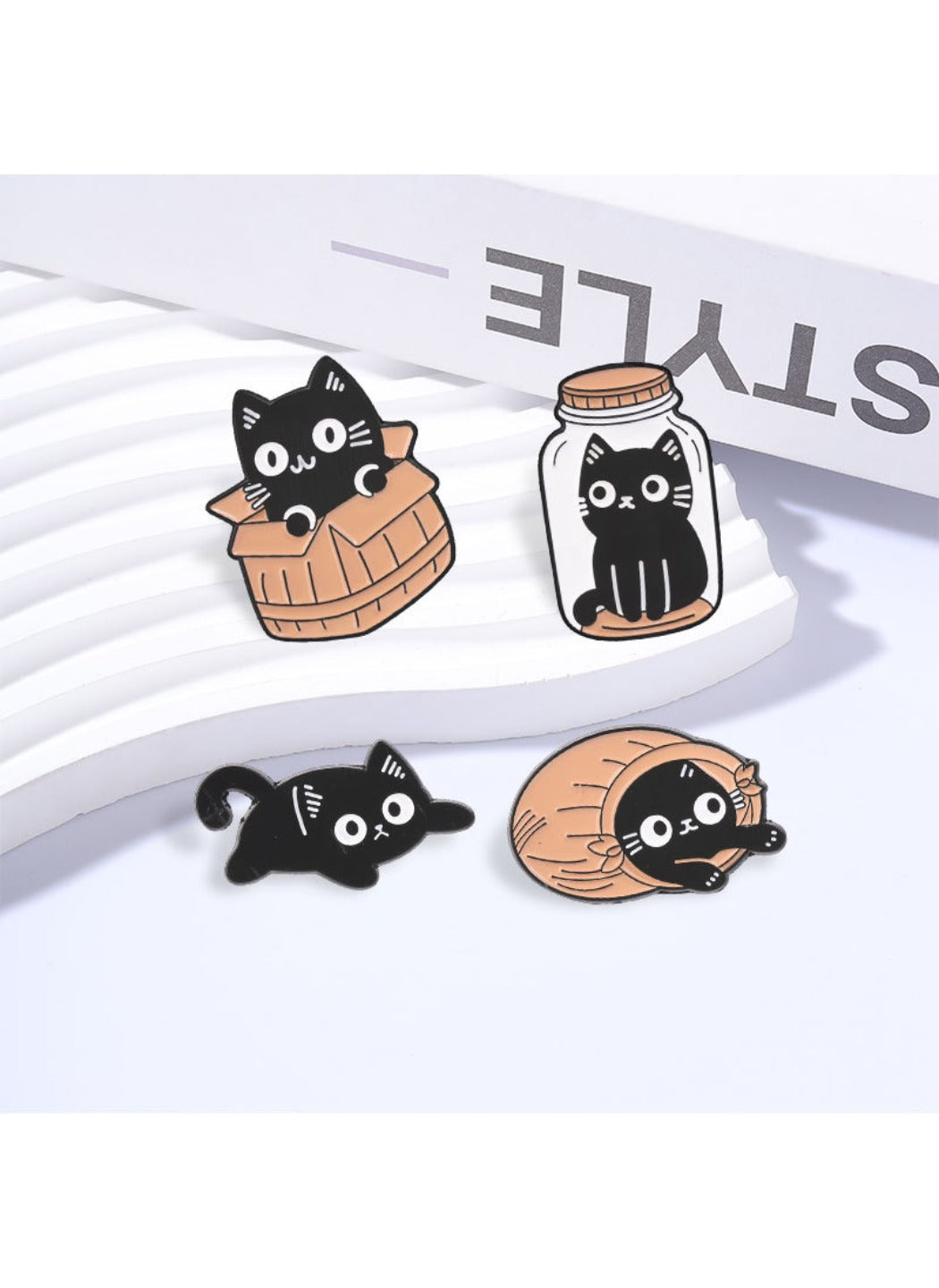 Pinori - Black Cat Brooch Badge, Cute Cartoon Kitty Pin