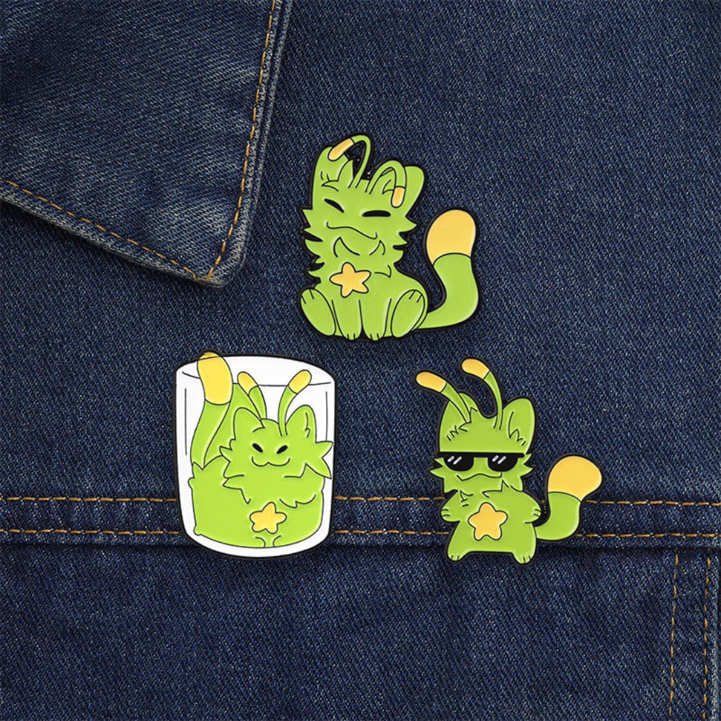 Pinori Green Cat Enamel Pin Set