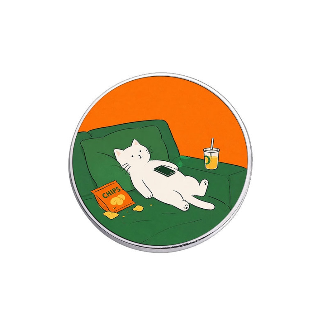 Pinori - Graphic Cat Illustration Pin