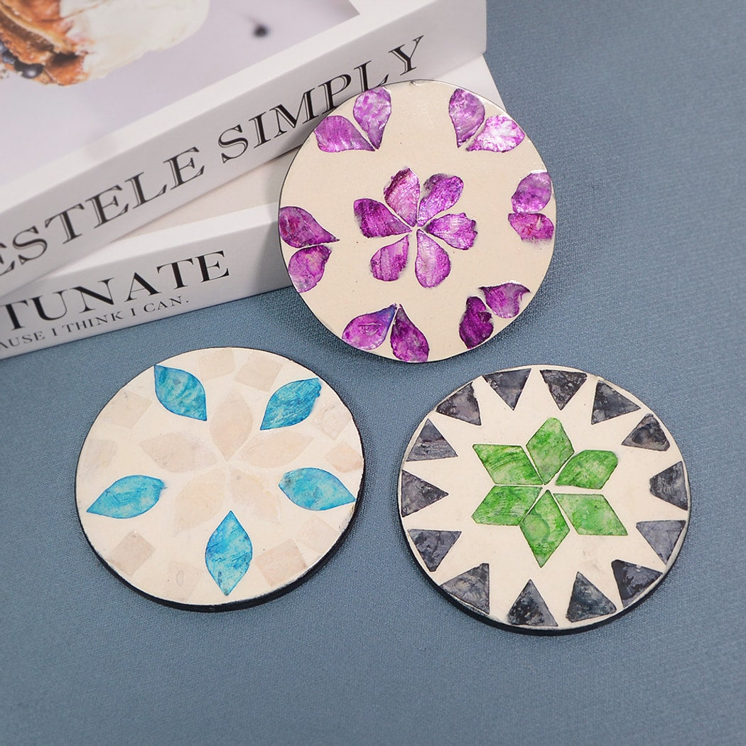 Thimara - Round Floral Pattern Decorative Coaster