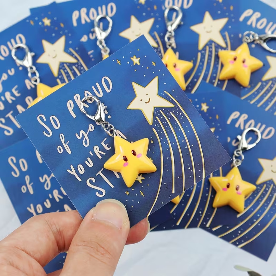 Taphug - Pocket Hug Cartoon Star Charm Keychain