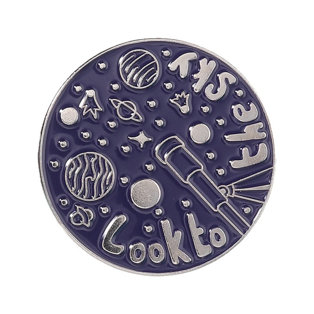 Pinori - Space Theme Letter Planet Decorative Brooch
