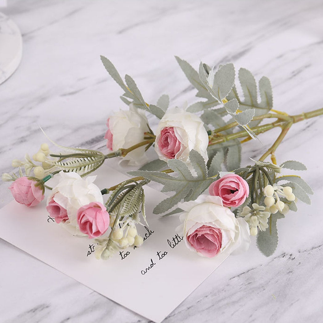Roselle - Realistic Artificial Rose Bouquet