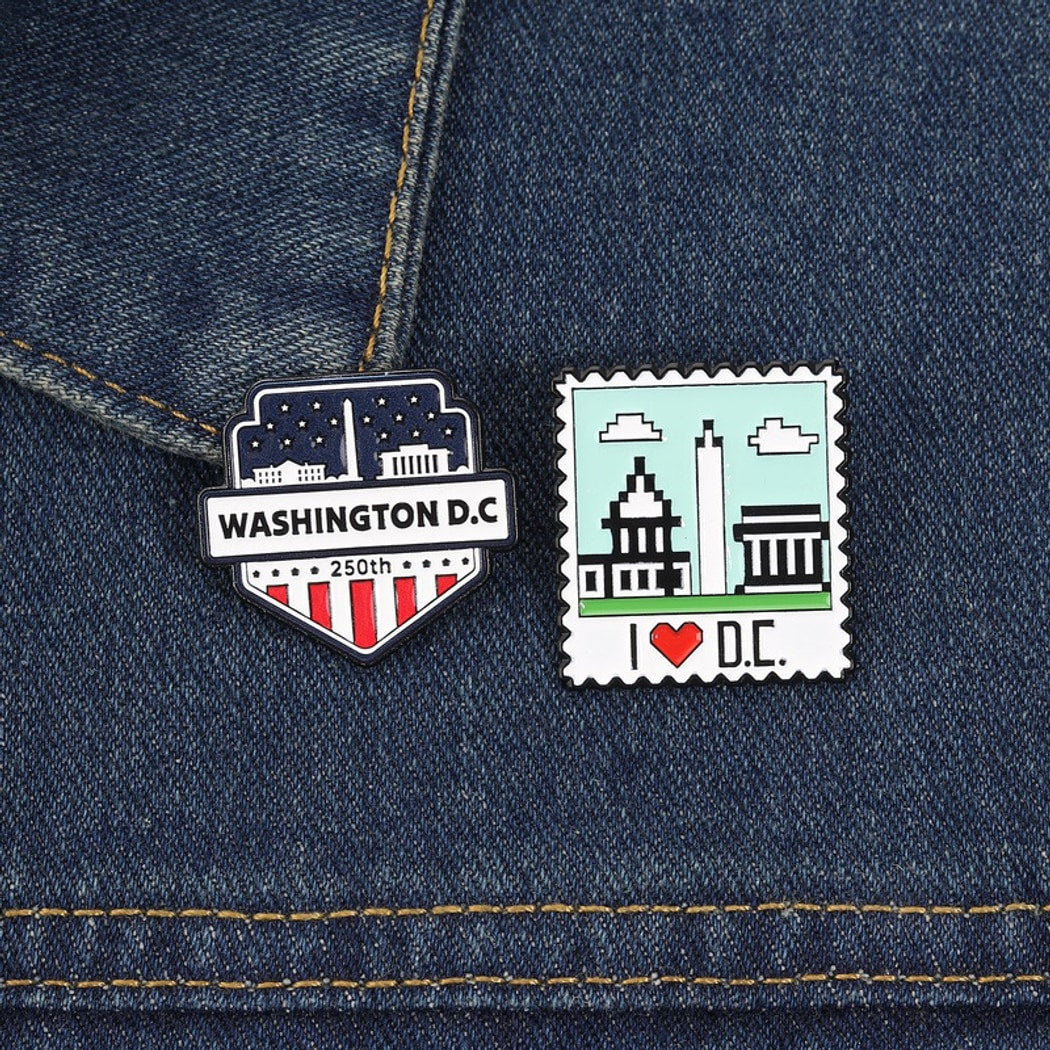 Pinori - Washington DC Landmark Souvenir Enamel Pin
