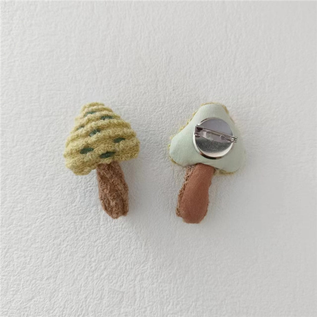 Pinori - Cute Mushroom Motif Decorative Pin