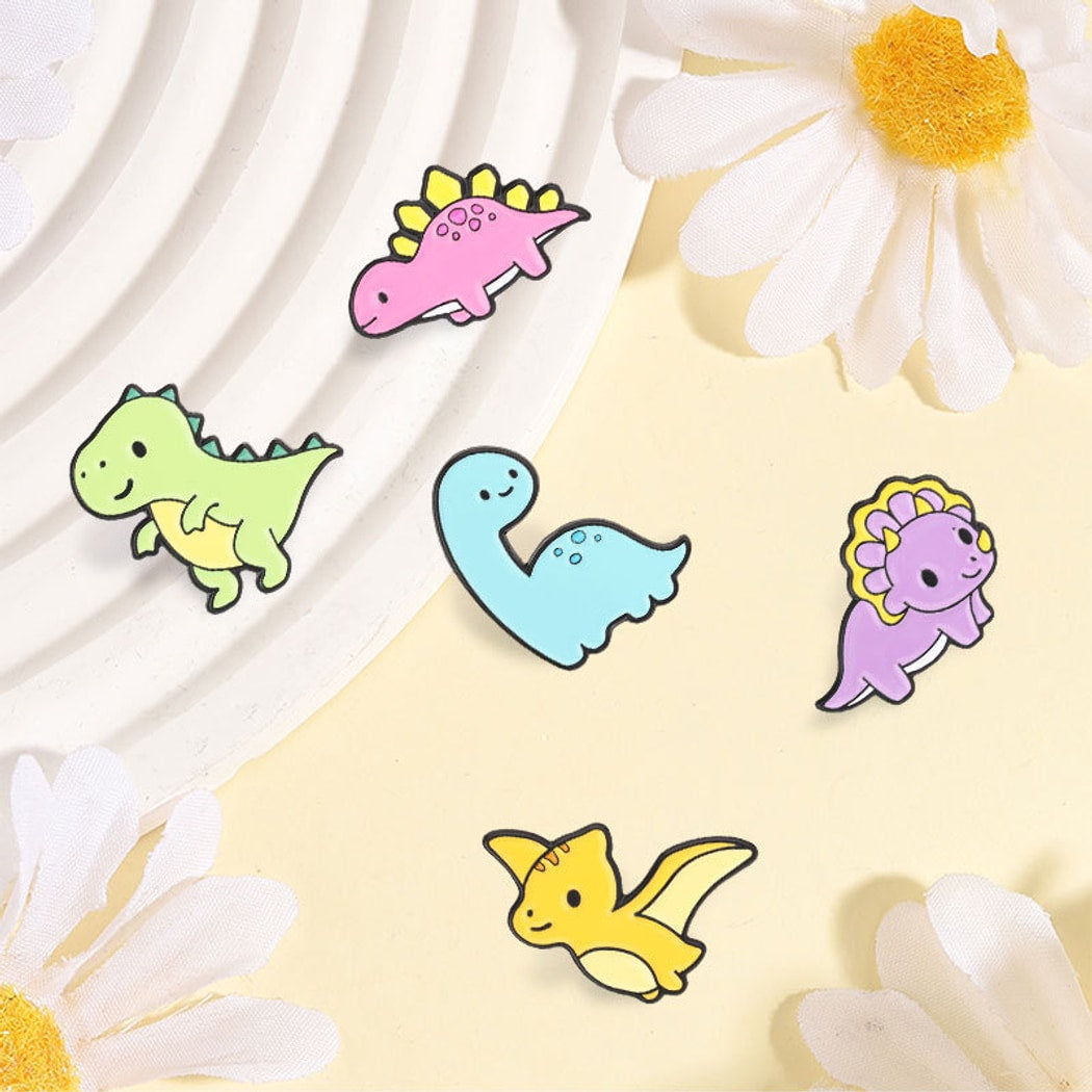 Pinori - Cartoon Dinosaur Enamel Pin