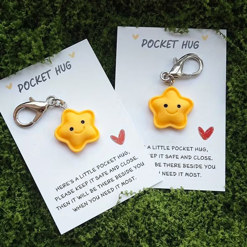 Taphug - Pocket Hug Smiling Star Keychain Set