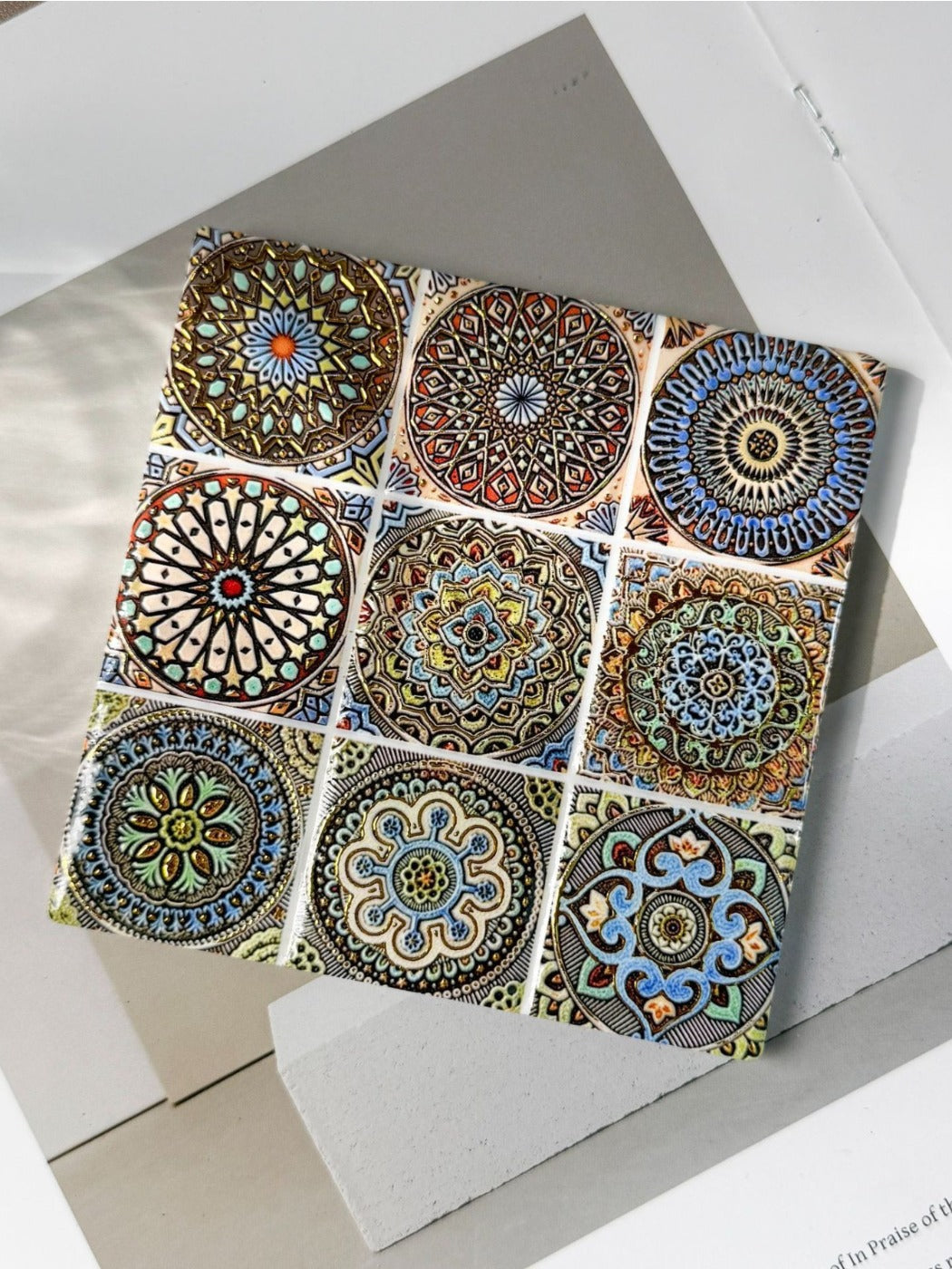 Thimara - Vintage Grid Floral Embossed Coasters