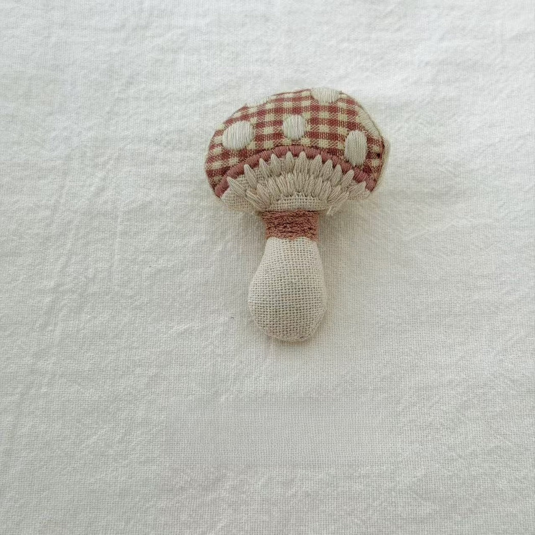 Pinori - Sweet Flower and  Mushroom Pin