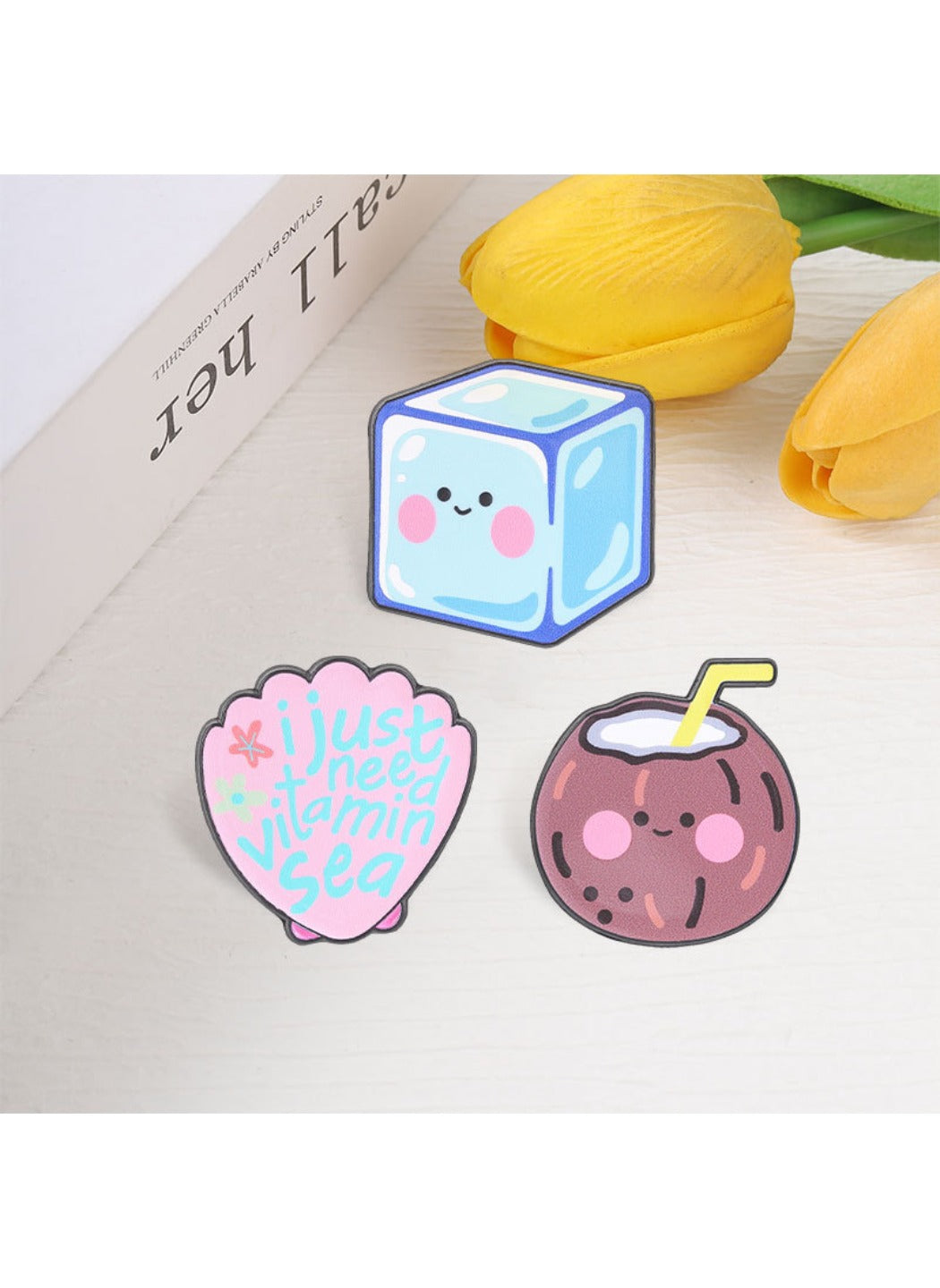 Pinori - Cute Cartoon Tropical Pattern Pin Brooch Badge