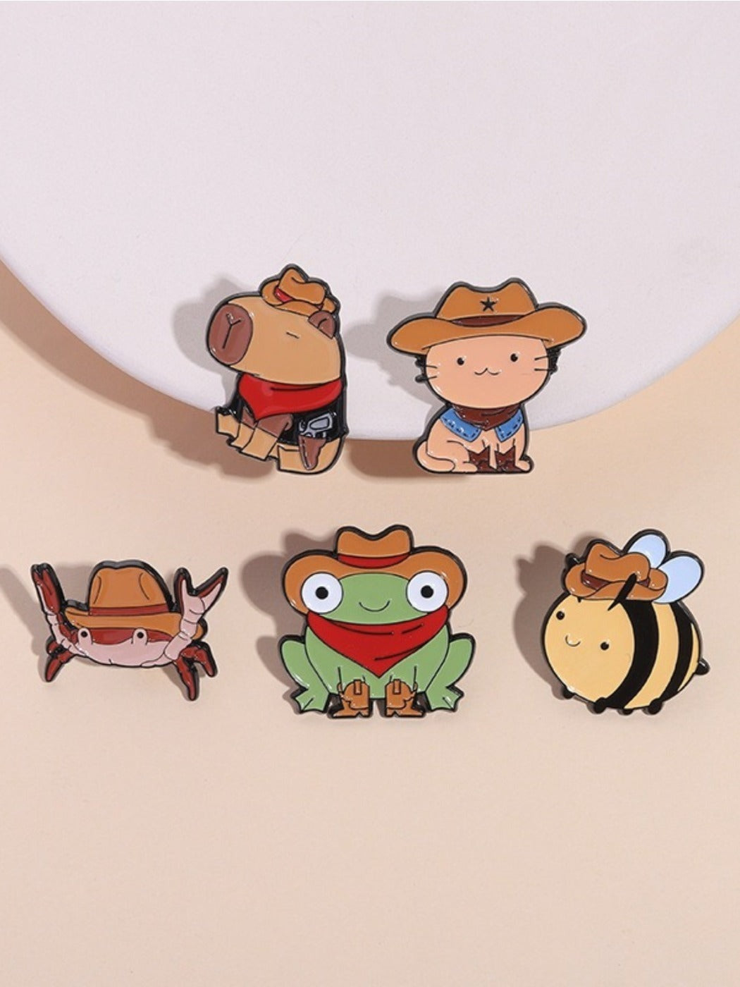 Pinori - Fashion Cowboy Critter Brooch