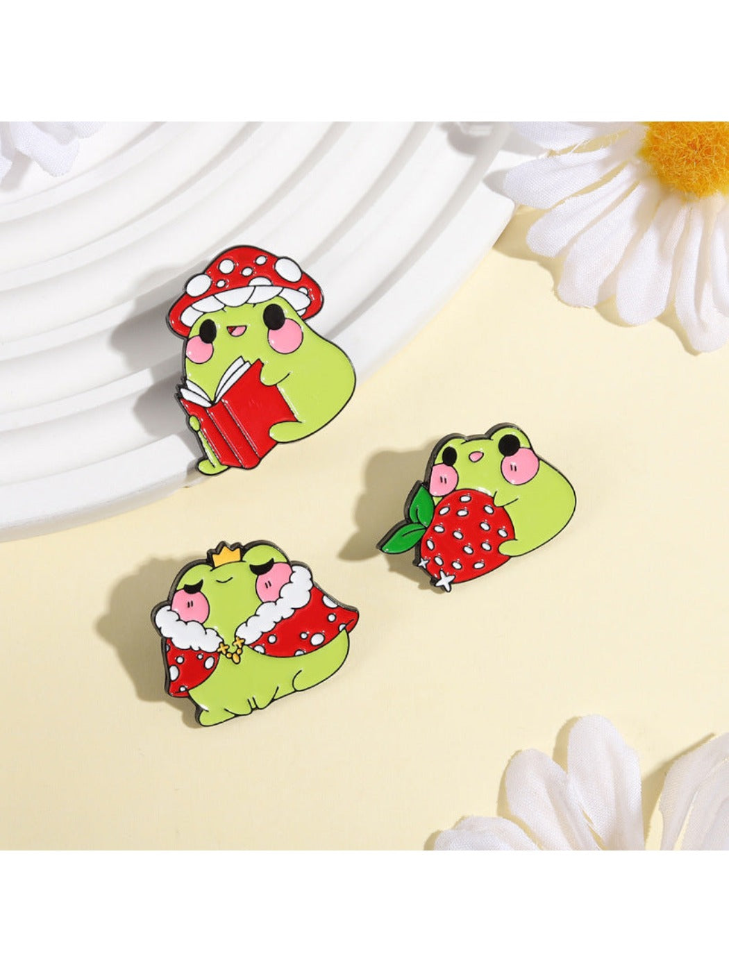 Pinori - Cute Strawberry Frog Brooch