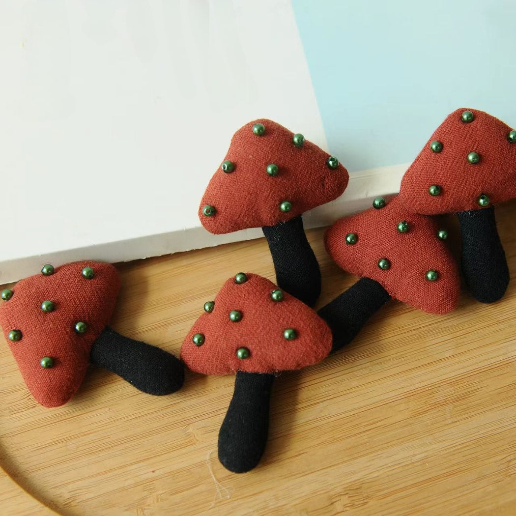 Pinori - Cute Red Mushroom Shaped Pin