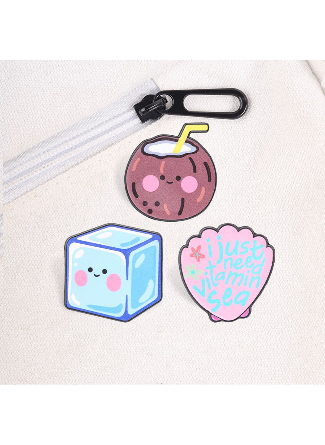 Pinori - Cute Cartoon Tropical Pattern Pin Brooch Badge