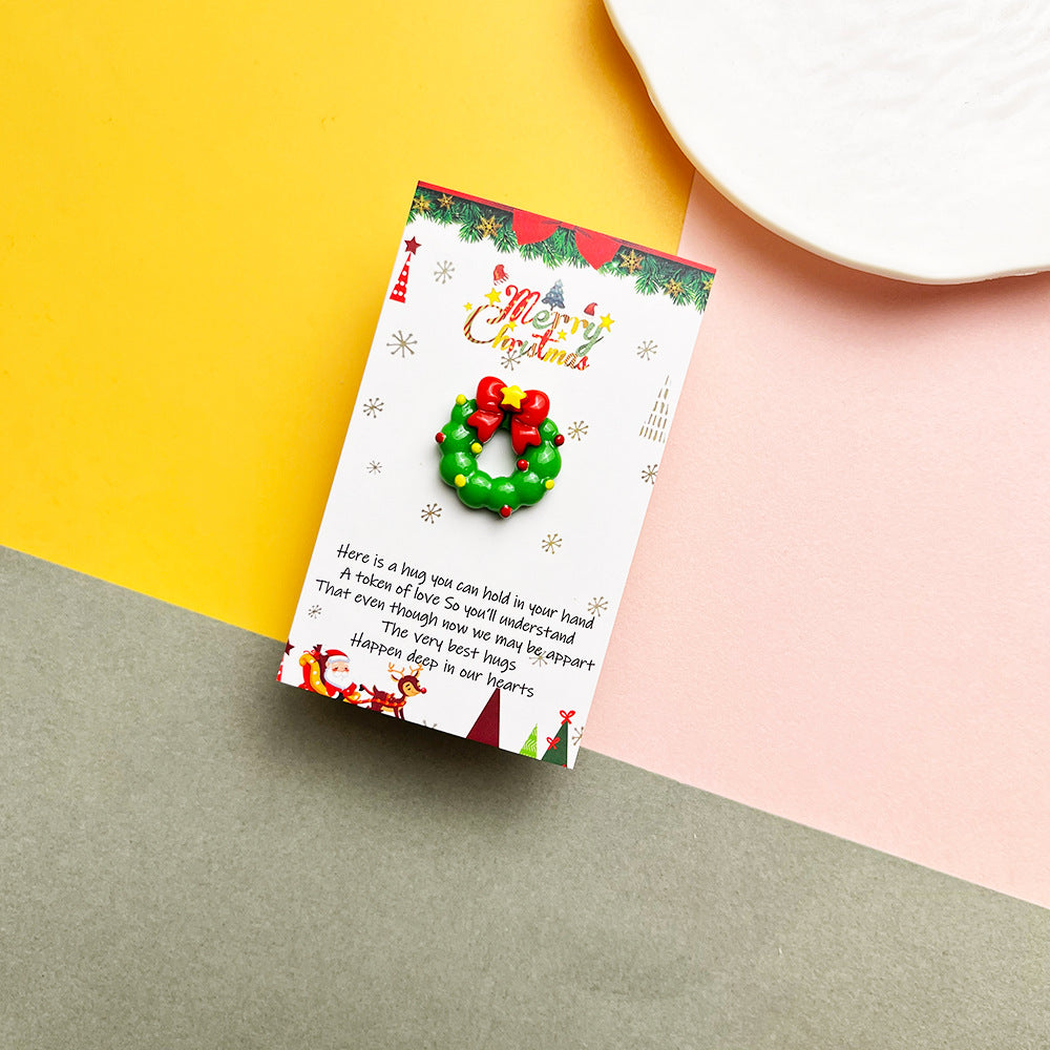 Christmas wreath pocket hug on a printed message card