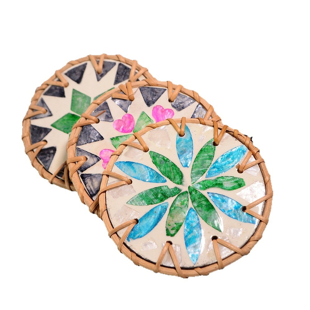 Thimara - Intarsia Floral Pattern Round Coaster