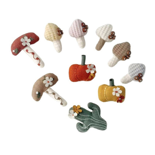 Pinori - Cute Playful Plant Theme Pin