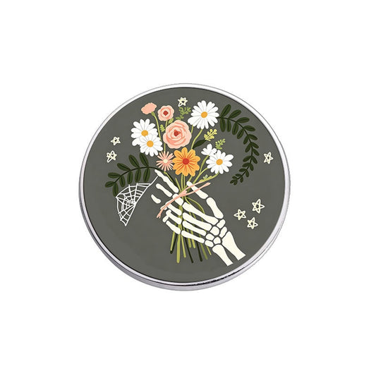 Pinori - Floral Bouquet Graphic Circle Pin