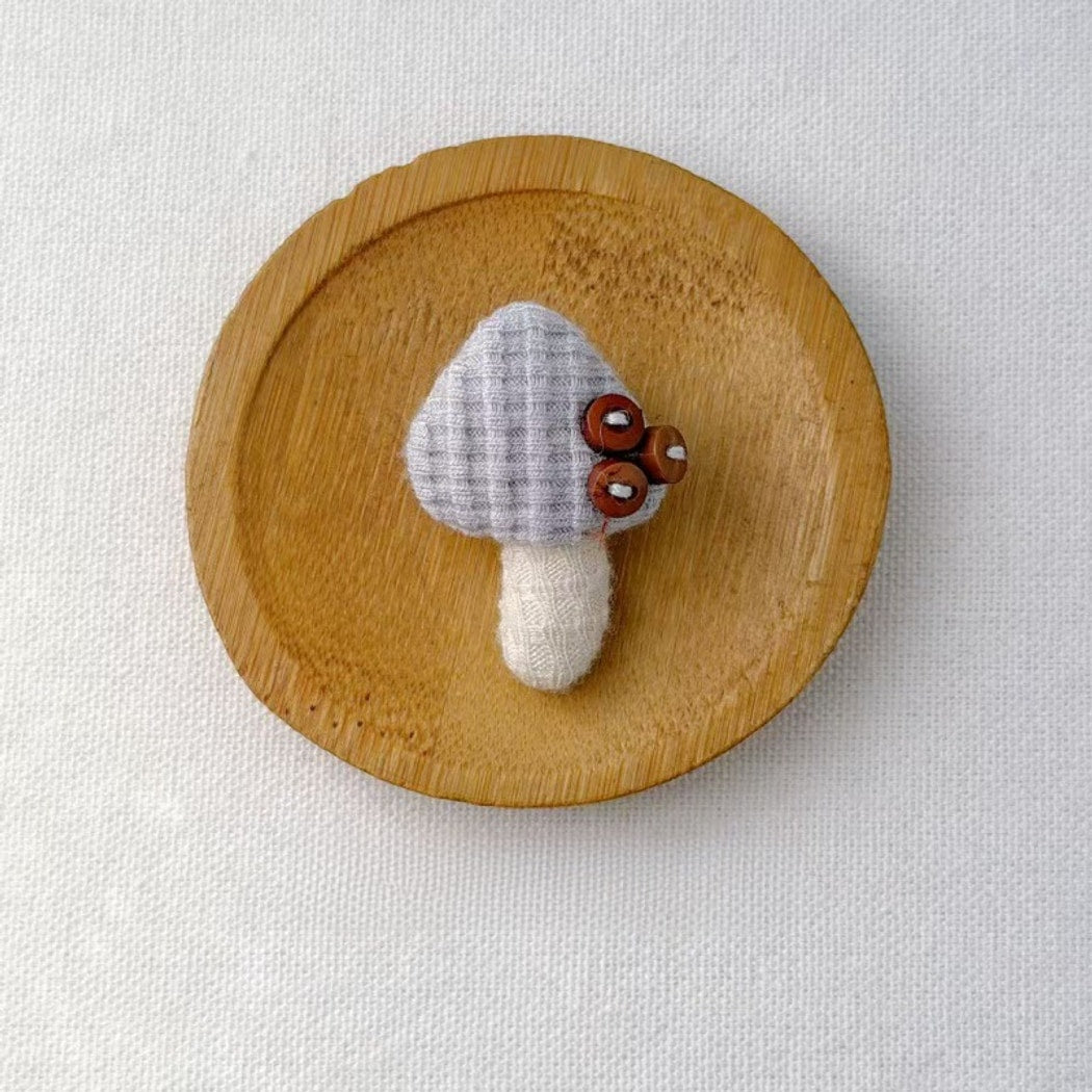 Pinori - Cute Playful Plant Theme Pin