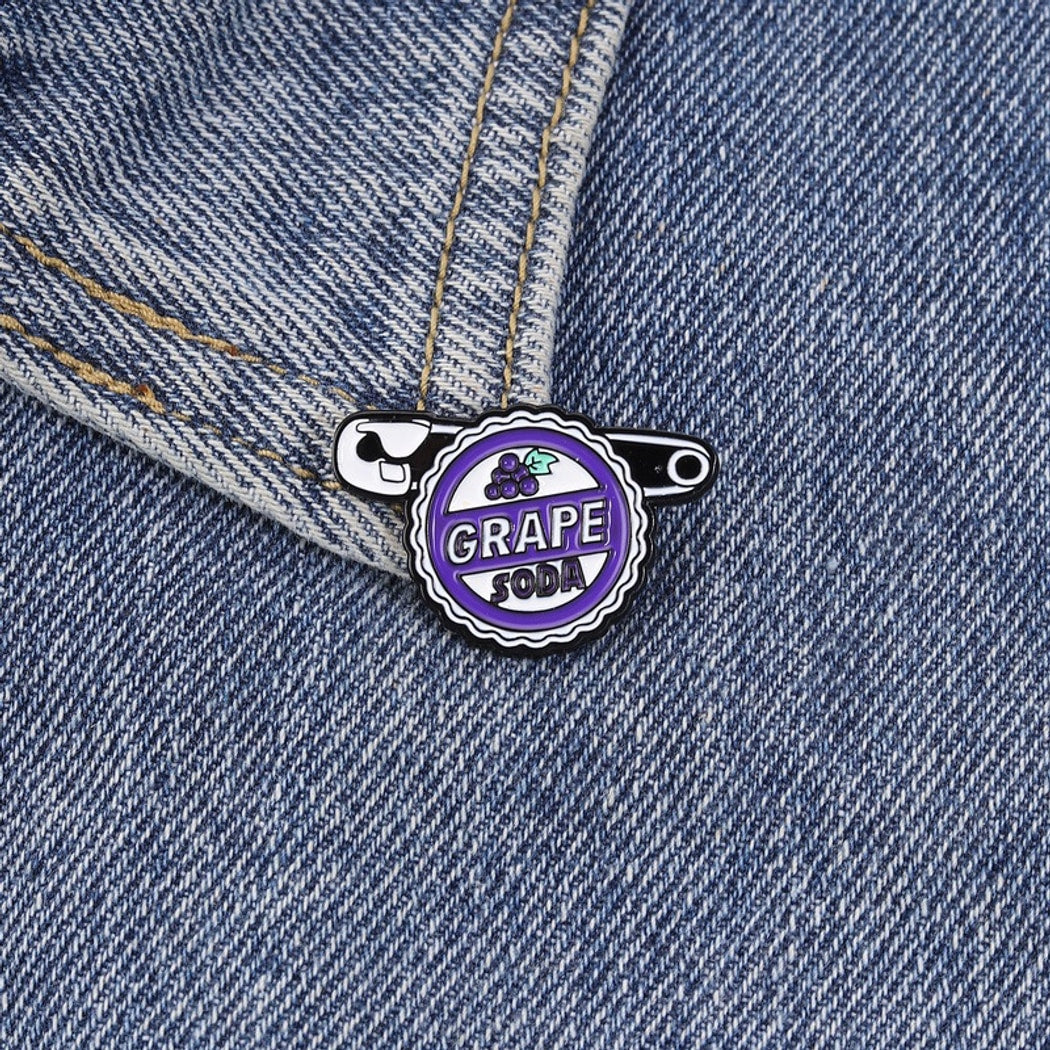 Pinori - Grape Soda Bottle Cap Brooch