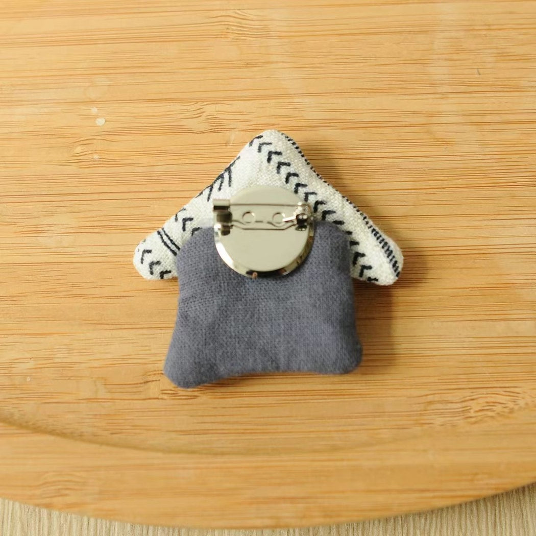 Pinori - Gray Minimal Style House Shape Pin