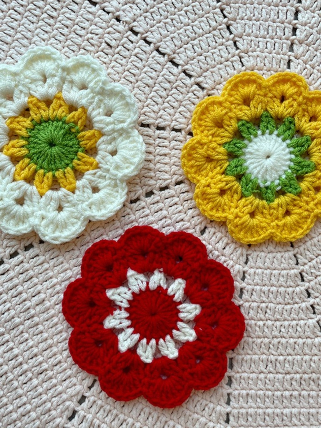 Kovira - Stylish Ins Floral Crochet Coasters